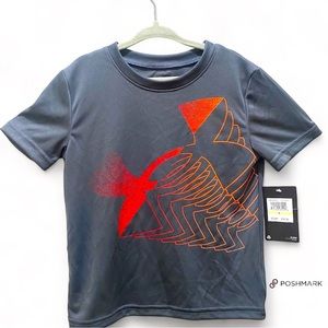 UNDER ARMOUR BOY’S GRAY CONTRAST SLANT TECH REPEAT GRAPHIC TEE SZ 4 NWT